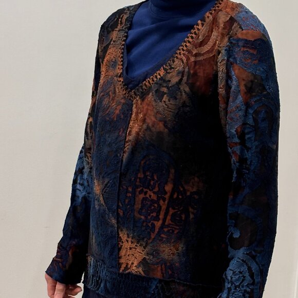 Kamana burnout tie-dye multi-layered V-neck sweater, L - Picture 1 of 10